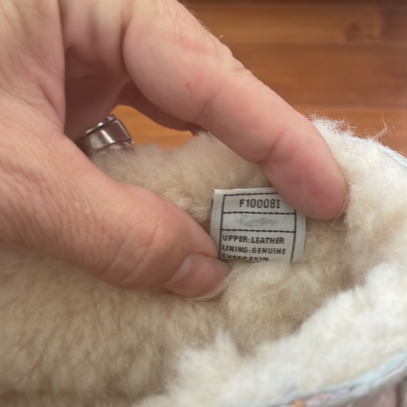 Pink leather Ugg boots w rainbow beaded zipper on outside of each rare! - Picture 5 of 10